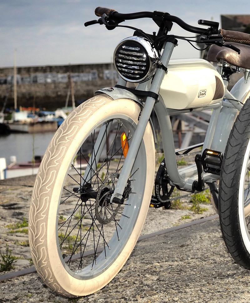 Michael Blast 26" Tire Beige